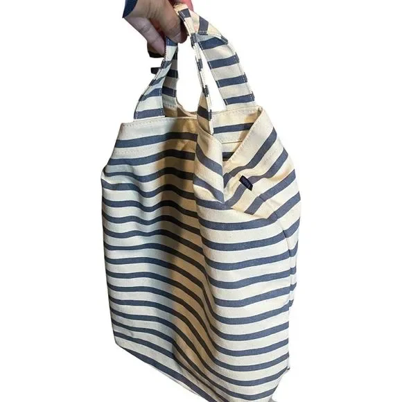 BAGGU Shoulder Tote Duck Bag, Blue & Cream Striped w/adjustable drop length - Picture 6 of 9
